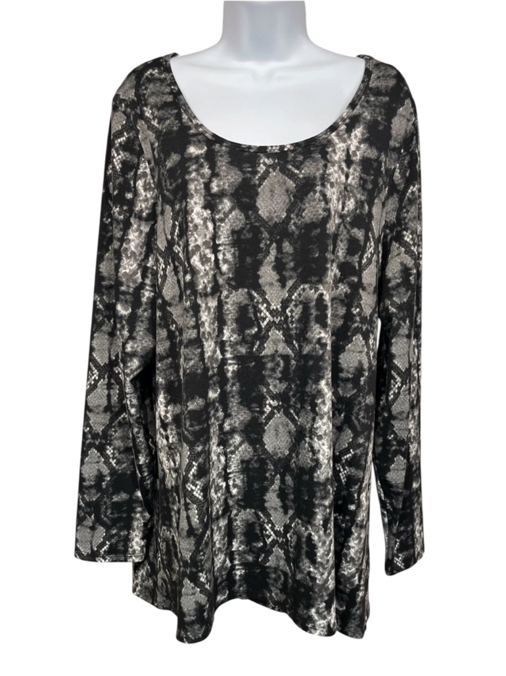 LuLaRoe snake print tee size 2X